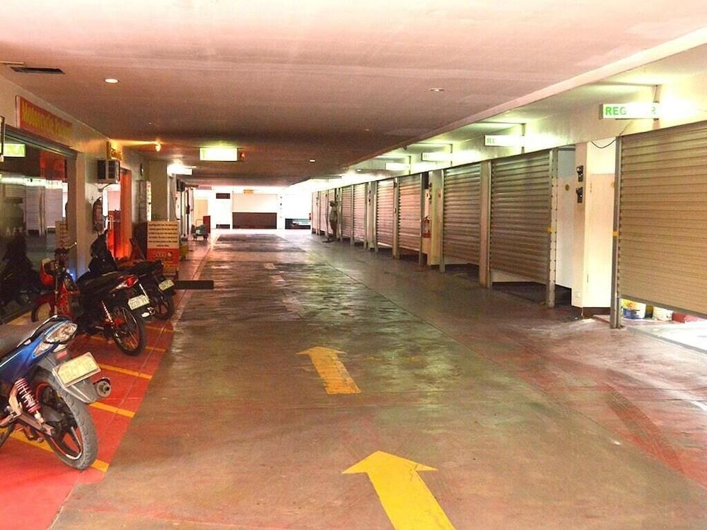 Hotel Sogo Pasay Wood Street Exterior photo